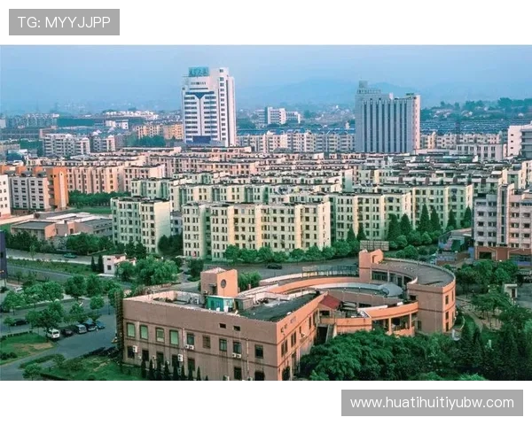 华体会首页的最新动态与活动信息，了解更多精彩内容